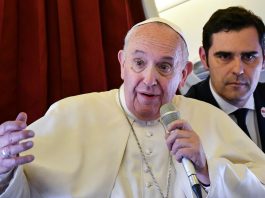 [NEWS] Pope criticizes building walls to keep migrants out – Loganspace AI