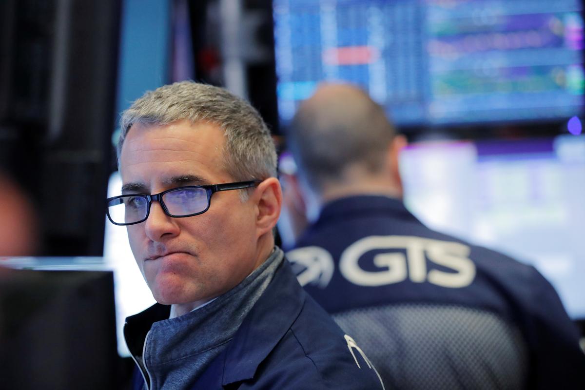 [NEWS] Wall Street takes a breather, Walgreens slumps on profit warning – Loganspace AI