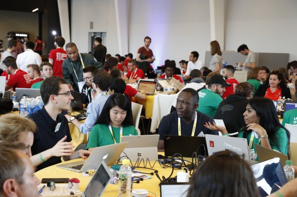 [NEWS] Developers – sign up to hack at the TC Hackathon at VivaTech – Loganspace