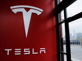 [NEWS] Tesla shares skid after first-quarter deliveries disappoint – Loganspace AI