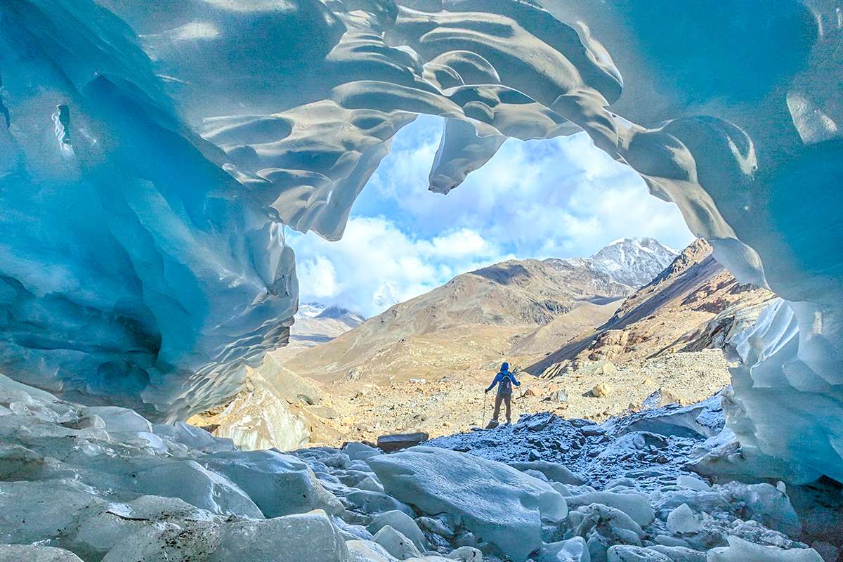 [Science] Even remote mountain glaciers are contaminated with microplastics – AI