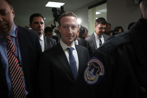 [NEWS] Facebook spent $20 million last year on Zuckerberg’s personal protection – Loganspace