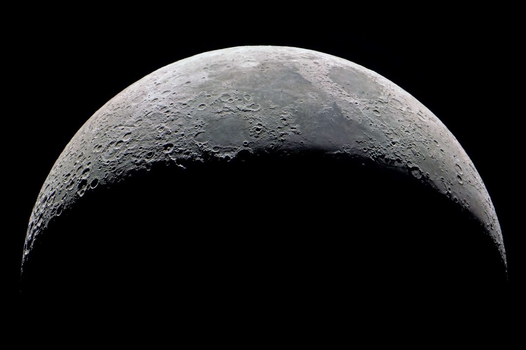[Science] There is water just under the surface of the moon that we could use – AI