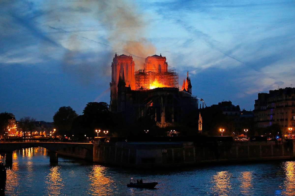 [Science] Notre Dame’s stonework isn’t flammable but may be structurally damaged – AI