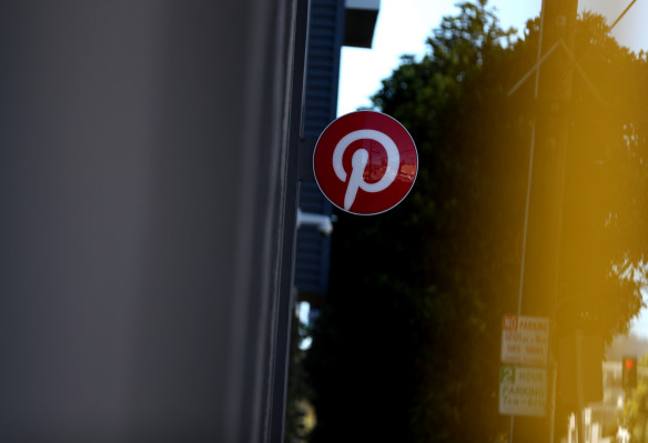 [NEWS] Pinterest prices IPO above range – Loganspace