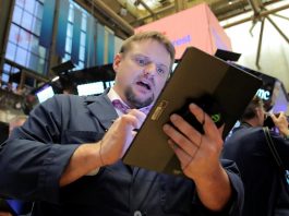 [NEWS] Wall Street closes slightly higher, industrials lead – Loganspace AI