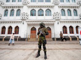 [NEWS] Sri Lankan police hunt 140 people after Easter bombings – Loganspace AI