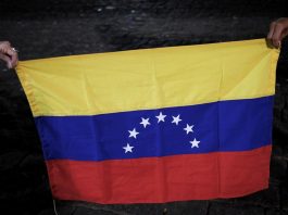 [NEWS] Miami’s Venezuelan expats pause and pray for Maduro’s ouster – Loganspace AI