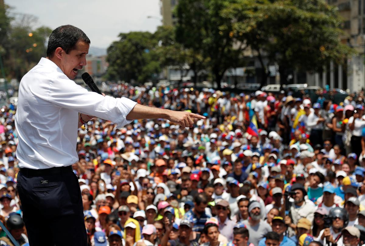 [NEWS] Maduro hangs on as Venezuelan protests peter out – Loganspace AI