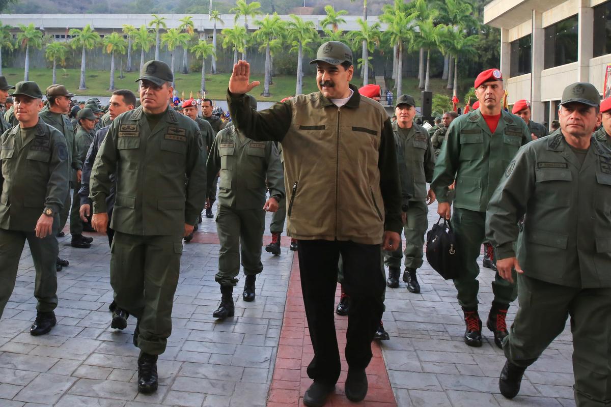 [NEWS] Venezuela’s Maduro seeks to display military loyalty in political crisis – Loganspace AI