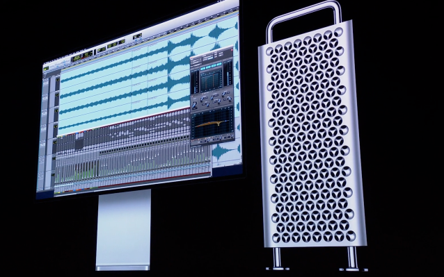 [NEWS] Goodbye trash can, hello cheese grater: Apple’s reinvented Mac Pro will shred your workflow – Loganspace