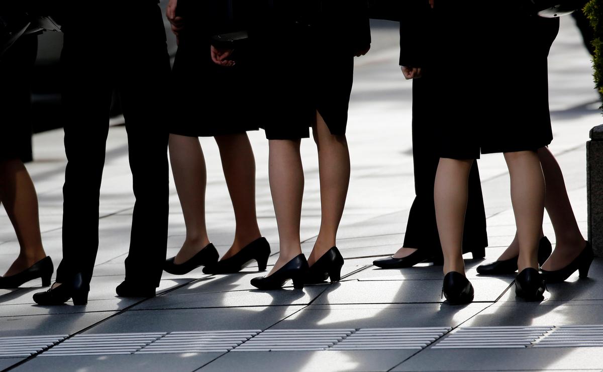 [NEWS] #KuToo no more! Japanese women take stand against high heels – Loganspace AI