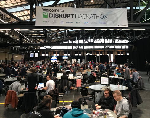 [NEWS] Only 100 seats left: Apply to hack at the TC Hackathon at Disrupt SF – Loganspace