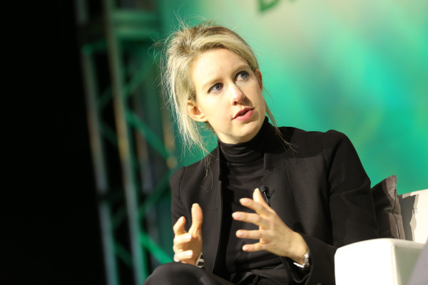 [NEWS] Theranos founder Elizabeth Holmes to stand trial in 2020 – Loganspace