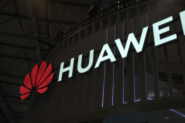 [NEWS] Huawei can buy from US suppliers again — but things will never be the same – Loganspace