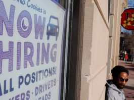 [NEWS] U.S. job growth surges, July rate cut expectations intact – Loganspace AI