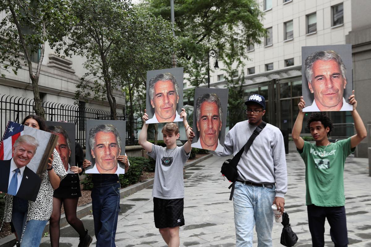 [NEWS] Financier Epstein pleads not guilty to U.S. charges of sex trafficking – Loganspace AI