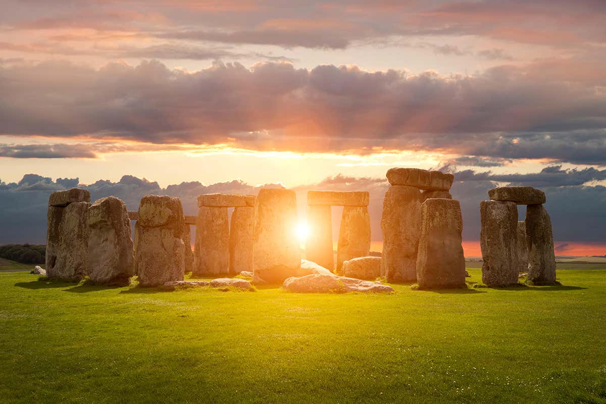 [Science] Hear what music would have sounded like at Stonehenge 4000 years ago – AI
