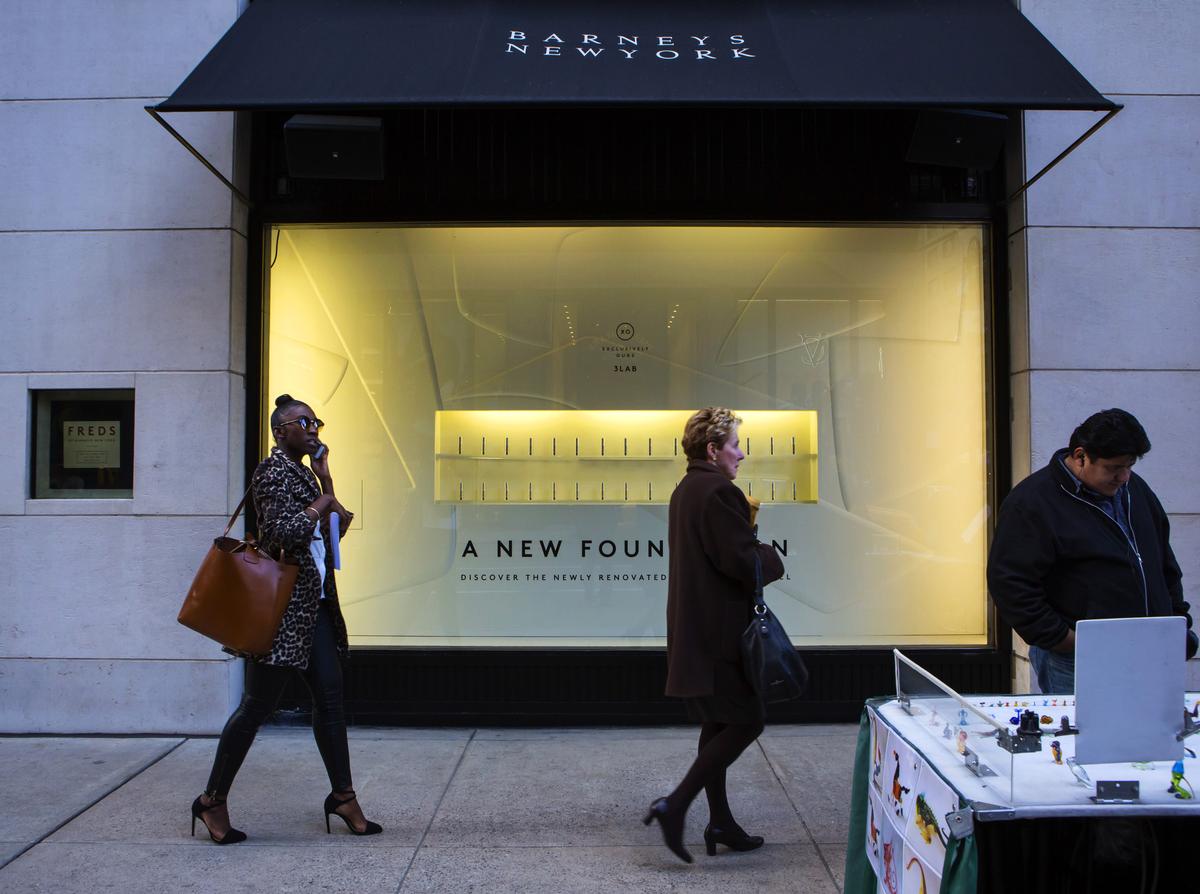[NEWS] Exclusive: Department store Barneys New York Inc explores bankruptcy – sources – Loganspace AI