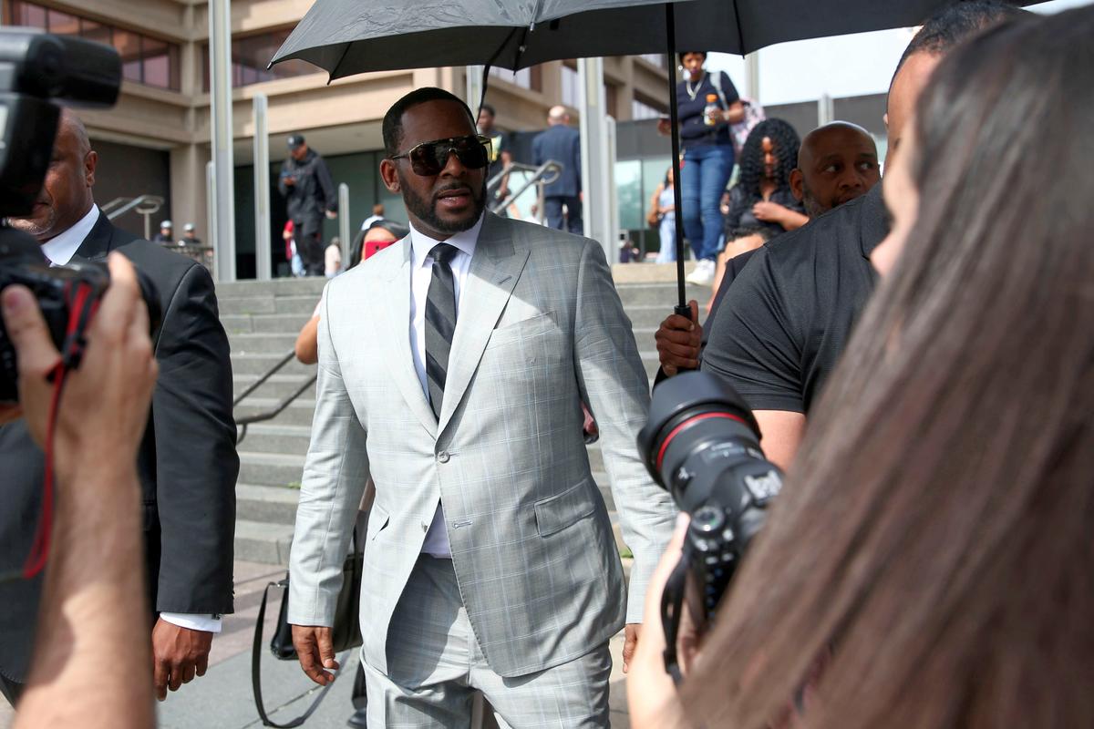 [NEWS] Singer R. Kelly denied bail on U.S. charges of sex crimes over two decades – Loganspace AI