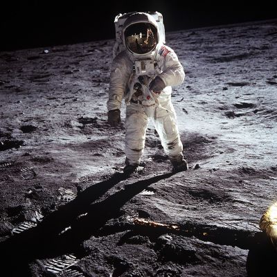 [NEWS] Don’t hold your breath for the moon – Loganspace