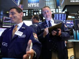 [NEWS] Tech leads U.S. stocks higher; oil gains – Loganspace AI