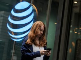 [NEWS] AT&T wireless business grows but premium TV subscribers decline – Loganspace AI