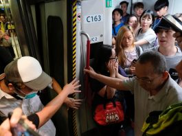 [NEWS] Hong Kong protesters disrupt train services, cause commuter chaos – Loganspace AI