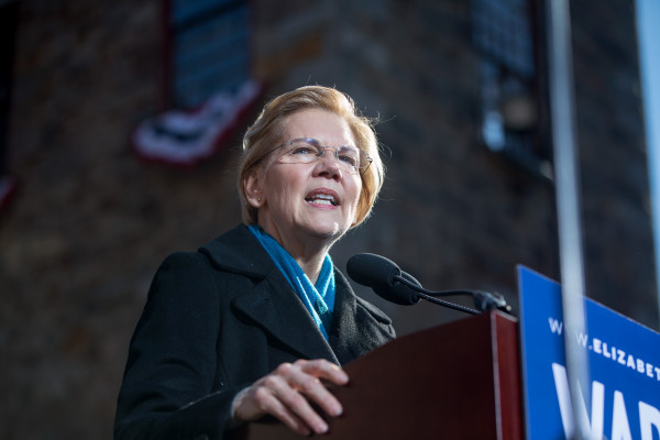 [NEWS] Warren makes $85B federally-funded broadband promise – Loganspace