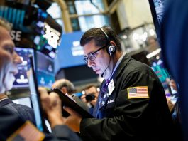 [NEWS] Wall Street gains on upbeat data, firming yuan – Loganspace AI