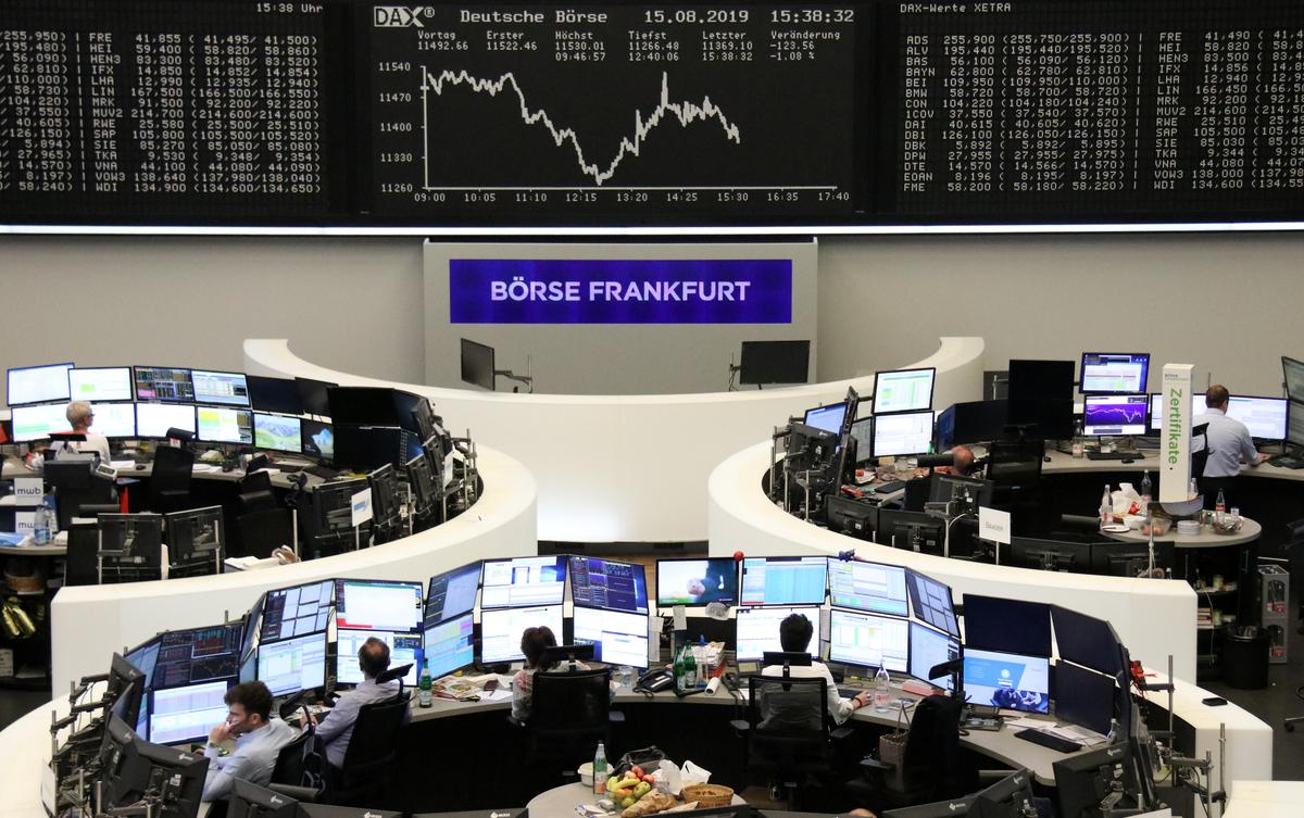 [NEWS] Stocks gain on stimulus hopes but still head for third losing week – Loganspace AI
