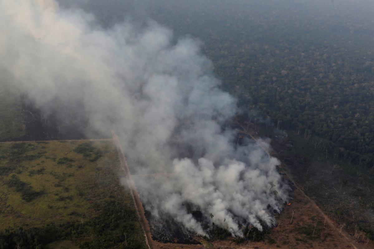 [NEWS] As Amazon burns, Brazil’s Bolsonaro tells rest of world not to interfere – Loganspace AI