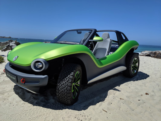 [NEWS] Driving Volkswagen’s all-electric ID Buggy concept – Loganspace