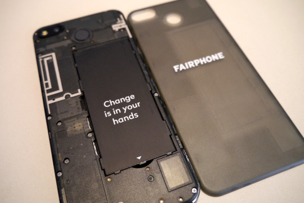 [NEWS] Can Fairphone 3 scale ethical consumer electronics? – Loganspace