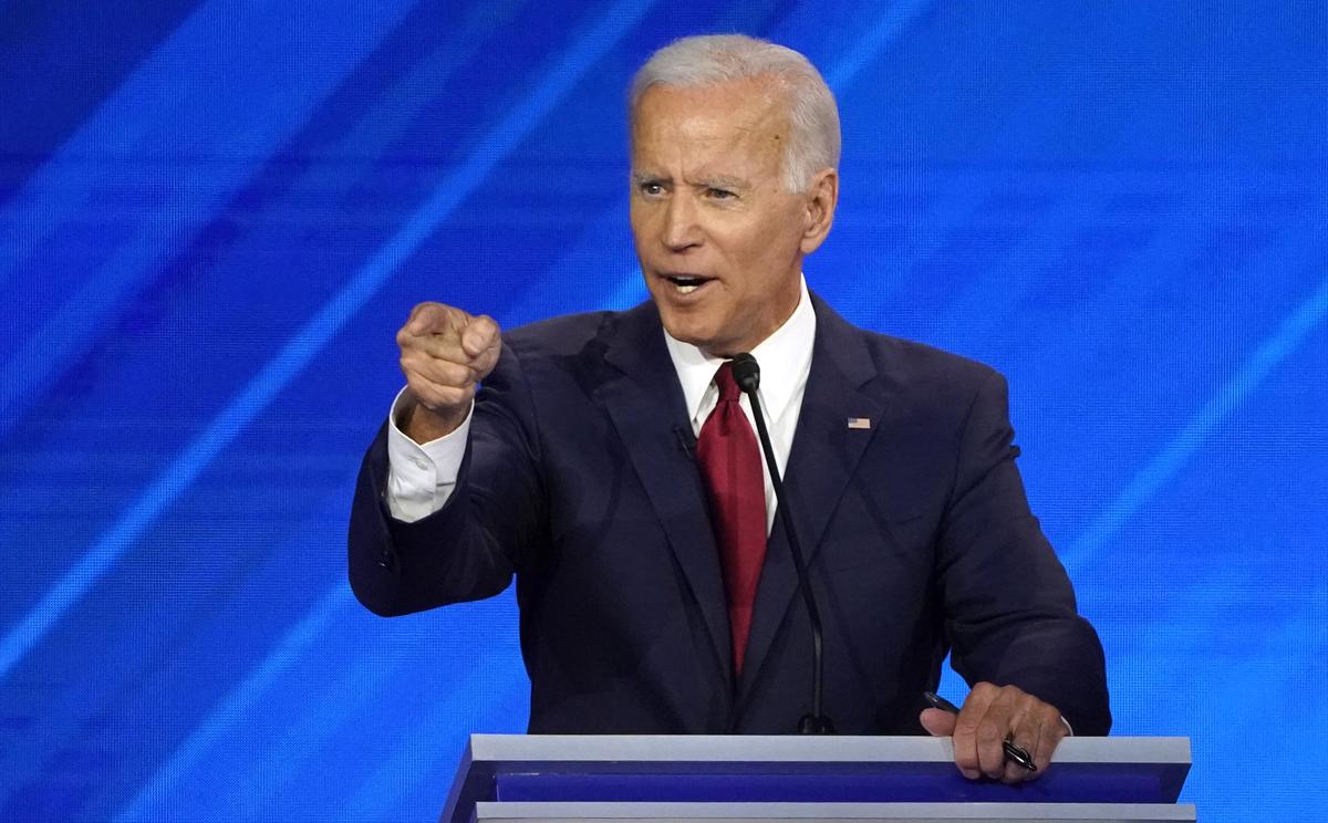 [NEWS] Biden maintains grip on 2020 Democratic race after third debate – Loganspace AI
