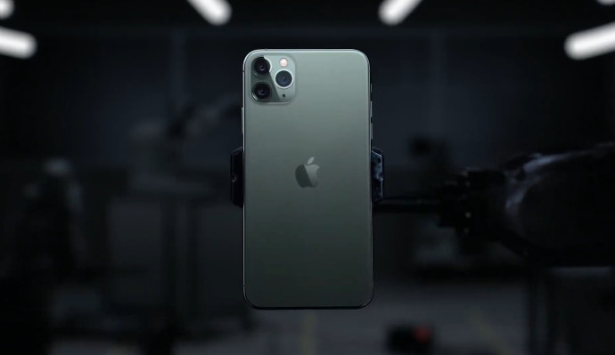 [NEWS] The new iPhone is ugly – Loganspace